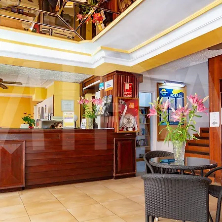Park Plaza *