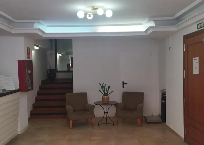 Park Plaza דירה