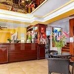 Park Plaza *